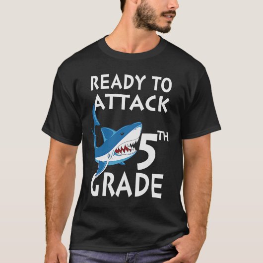 T-shirt Prêt à attaquer le requin de 5e année (Devant)