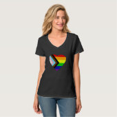 T-shirt Pride Progress Rainbow Flag LGBT + Trans und Queer (Devant entier)