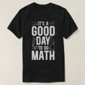 T-shirt Professeur De Mathématiques Étudiant Nerd C'Est Un (Design devant)