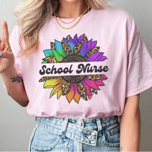 T-shirt Profession infirmière de l'école Arc-en-ciel tourn