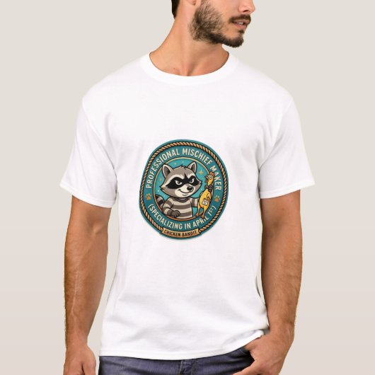T-shirt Professional Mischief Maker Raccoon Funny Tee (Devant)