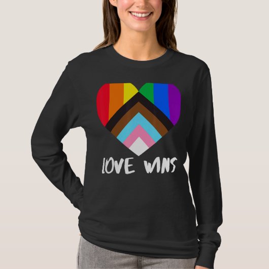 T-shirt Progrès Fierté Drapeau Coeur Inclusivité L'amour g (Devant)
