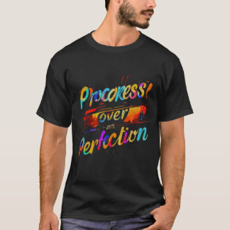 T-shirt Progrès sur la perfection" Typographie vive Art