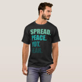 T-shirt Propager la paix ne craignez pas le texte vert Hom (Devant entier)