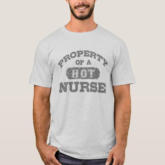 T-shirt Propriété d'une infirmière (Devant)