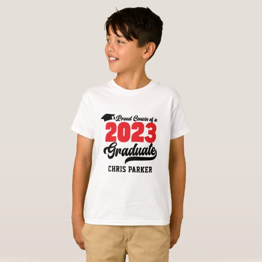 T-shirt Proud Cousin d'un 2023 Graduate Red Bold Script (Devant entier)