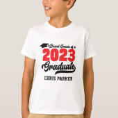 T-shirt Proud Cousin d'un 2023 Graduate Red Bold Script (Devant)