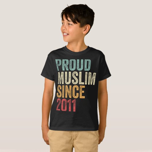T-shirt Proud Muslim Since 2011 Embracing Islamic Faith Ne (Devant entier)