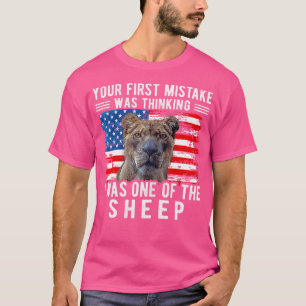 T-shirt Qui Votre Première Erreur Était De Penser Que J'Ét