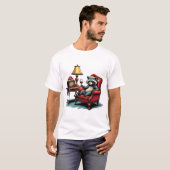 T-shirt Raccoon assis dans une chaise, Siroter du vin uniq (Devant entier)