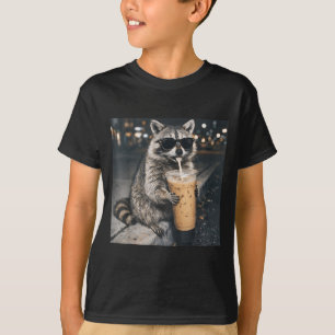 T-shirt Raton laveur buvant du café glacé mème animal drôl