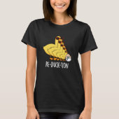 T-shirt Re-duck tion Funny Animal Canard Pun Dark BG (Devant)
