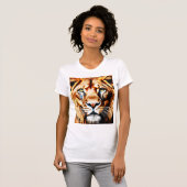 T-shirt "Réalisme Exquis : Un design de pièce complexe dév (Devant entier)