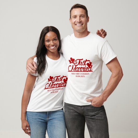 T-shirt Red Just Married Typography Couple Custom Name (Unisexe)