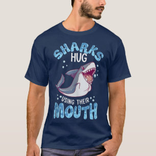 T-shirt Requins serrés à l'aide de leur bouche amusant cha
