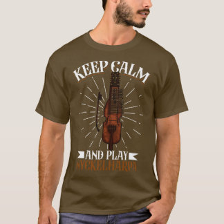 T-shirt Restez calme et jouez à Nyckelharpa