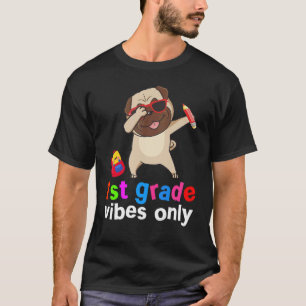 T-shirt Retour à l'école 1re année Pug qui fait le dabbin