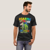 T-shirt Retour En 4E Classe Dinosaure Sac À Dos (Devant entier)