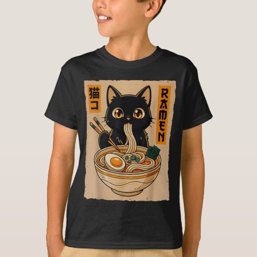 T-shirt Retro Anime Kawaii Black Cat Eating Ramen Noodles  (Devant)