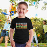 T-shirt Retro Birthday Boy<br><div class="desc">Voici le T-Shirt Retro Birthday Boy, le vêtement parfait pour célébrer votre journée spéciale avec une touche nostalgique. Ce t-shirt allie un design d'inspiration rétro à un thème d'anniversaire, créant un look unique et amusant qui vous fera vous démarquer lors de votre grand jour. Le T-Shirt Retro Birthday Boy est...</div>