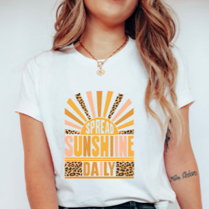 T-shirt Retro Léopard Sunburst; Répandez la Joie Quotidien