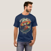 T-shirt Retro Space Santa Christmas Shirt (Devant entier)