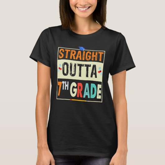 T-shirt Retro Straight Outta 7th Grade  1st Day of School (Devant)