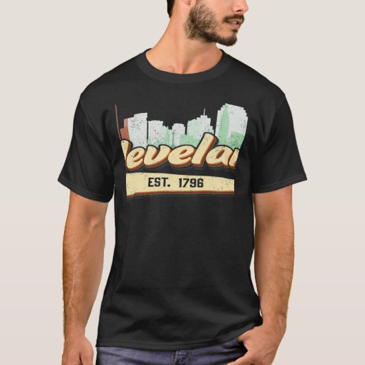 T-shirt Retro Style Cleveland Ohio Lettering With Skyline (Devant)