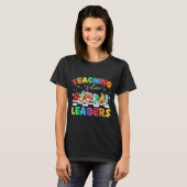 T-shirt Retro Teaching Future Leaders Groovy Teacher Back  (Devant entier)