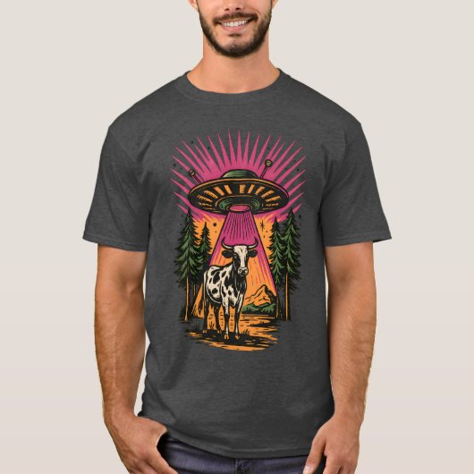 T-shirt Retro UFO Cow Alien Forest Scene Funny Sci-Fi (Devant)