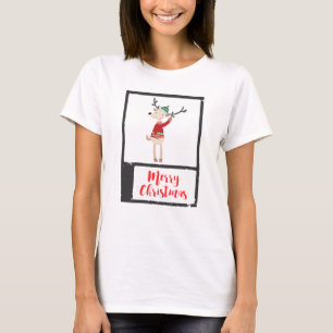 T-shirt Rindeer De Noël Dans Un Gros Chaud