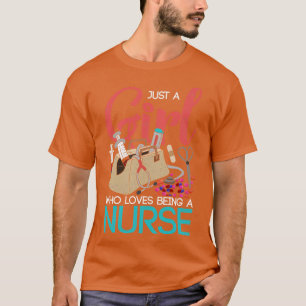 T-shirt RN Nursery Medicine Juste Une Fille Qui Aime Être 