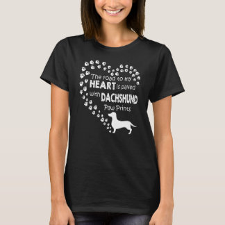 T-shirt Road Heart Dachshund Empreintes de pattes
