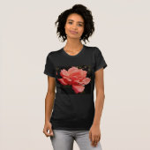 T-shirt rose de pêche et détritus (Devant entier)
