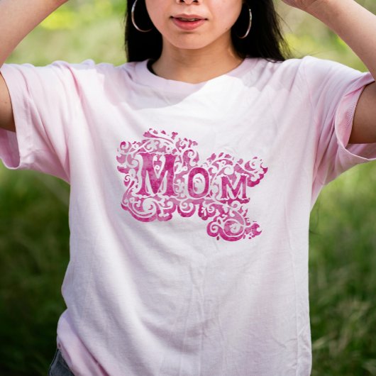 T-shirt rose décoratif "Maman"