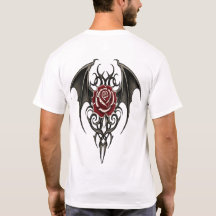 Rose rouge avec ailes tribales