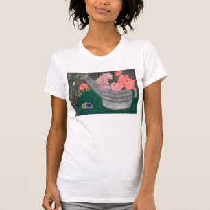 T-shirt Roses et la chemise de boîte d'arrosage par Julia