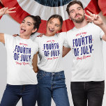 T-shirt Rouge Blanc Bleu Famille Réunion 4 juillet<br><div class="desc">Maintenant, vous pouvez commémorer le 4 juillet de cette année en style avec un t-shirt personnalisé ! Montrez votre esprit patriotique avec le "Quart juillet" écrit en caractères gras, accompagné de charmantes étoiles rouges et bleues. Customisez la chemise en ajoutant votre nom de famille ou "Réunion familiale" — parfait pour...</div>