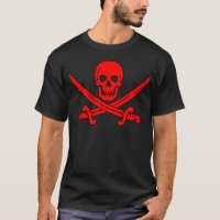 T-shirt rouge de drapeau de crâne et de pirate