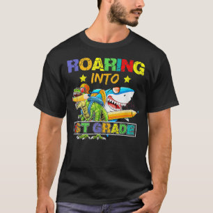 T-shirt Rouler Dans Le Requin Dinosaure De 1Ere Année Reto