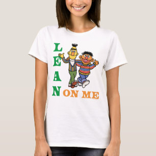 T-shirt Rue Sésame Bert & Ernie Lean sur moi