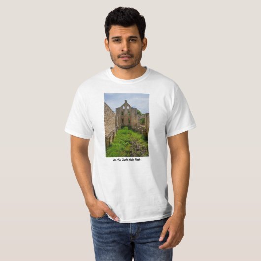 T-shirt Ruines de la pièce vide (Devant entier)