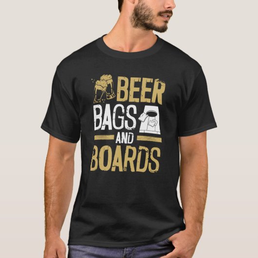 T-shirt Sacs à bière et planches de Cornhole (Devant)