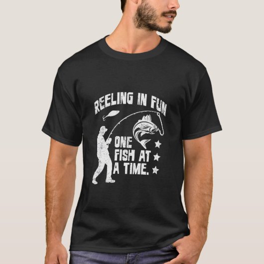 T-shirt S'amuser à la pêche, un poisson à la fois (Devant)