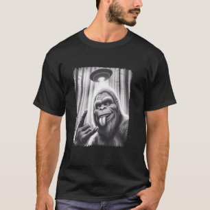 T-shirt Sasquatch Big Foot Yeti Selfie Rock Sur UFO Alien