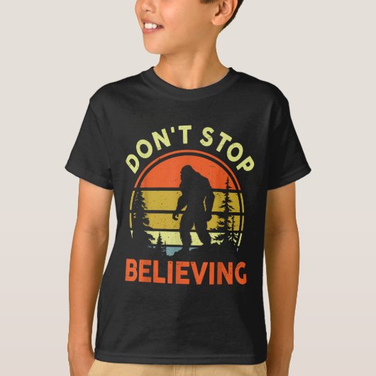 T-shirt Sasquatch Bigfoot Don't Stop Believing Funny Bigfo (Devant)