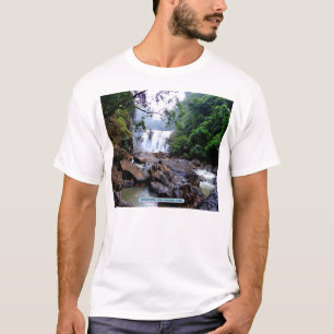 T-shirt Sathodi Falls, Uttar Kannada, Inde