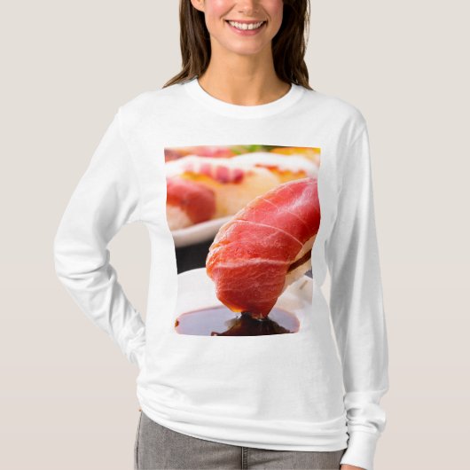 T-shirt Savor the Dip – A consistent aesthetic (Devant)