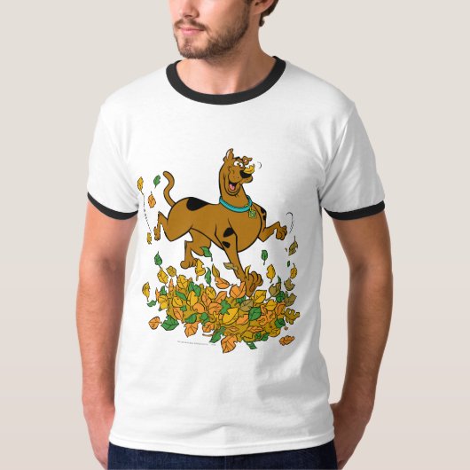 T-shirt Scooby Doo Thanksgiving Feuilles (Devant)