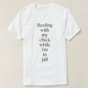 T-shirt se disputant avec ma poule